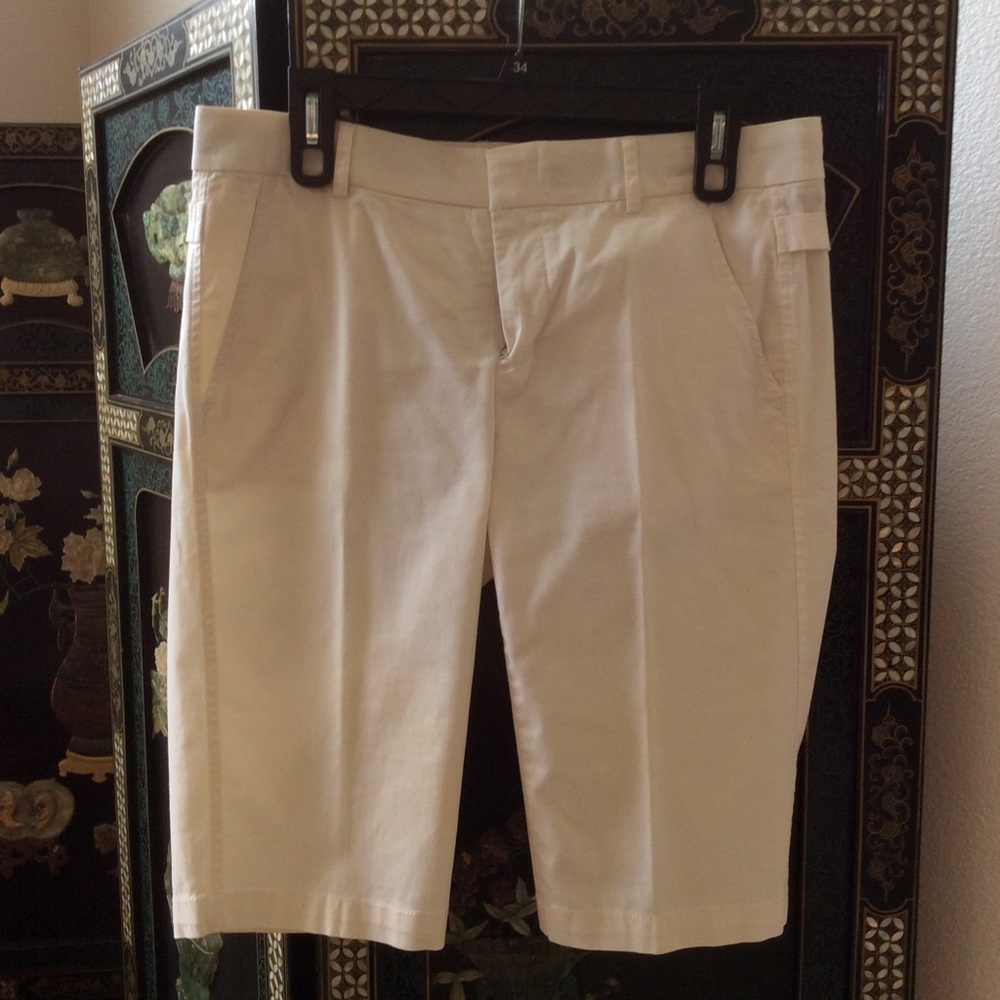 Vince Cotton Bermuda Shorts.